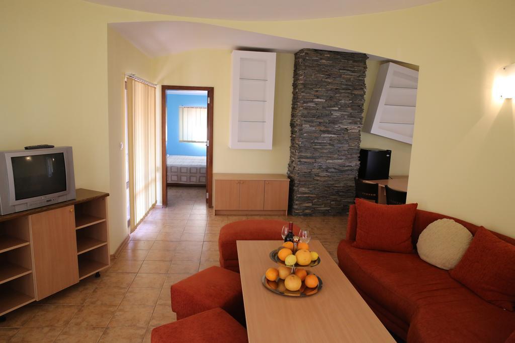 Family Hotel Papi Razlog Room photo