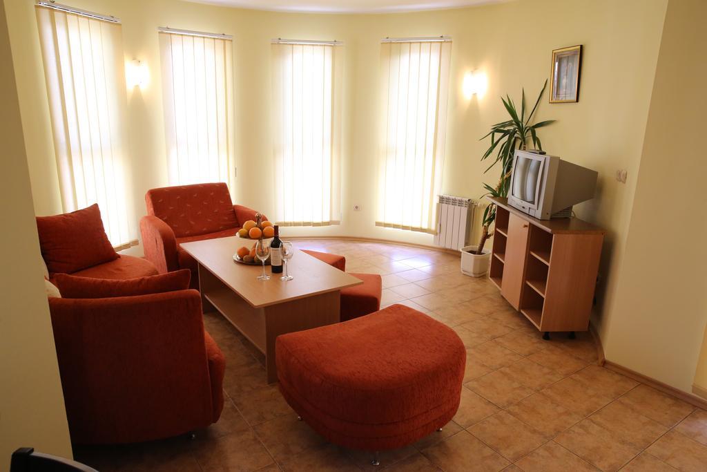 Family Hotel Papi Razlog Room photo