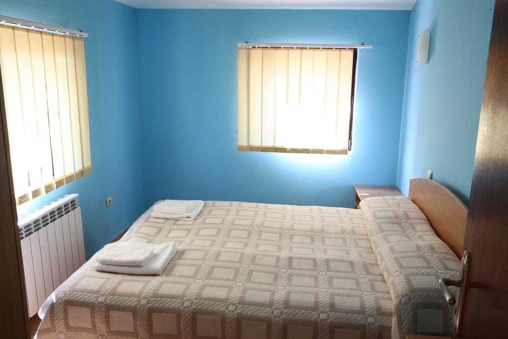 Family Hotel Papi Razlog Room photo