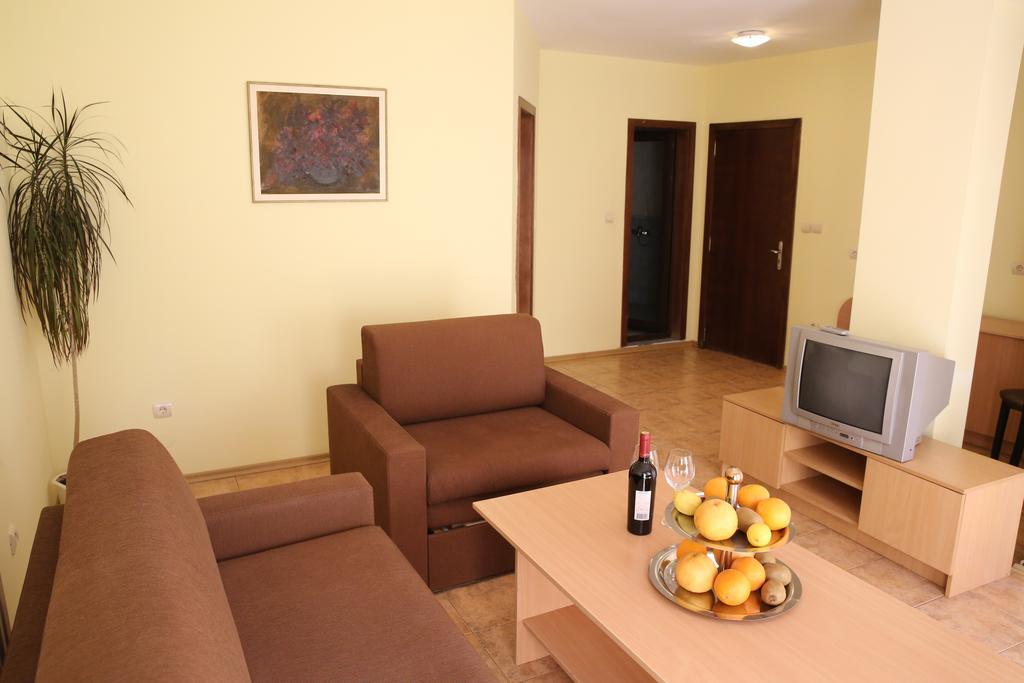Family Hotel Papi Razlog Room photo